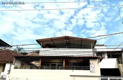 Casa com 4 quartos à venda na Rua Grão Mogol, Nossa Senhora das Graças, Juiz de Fora
