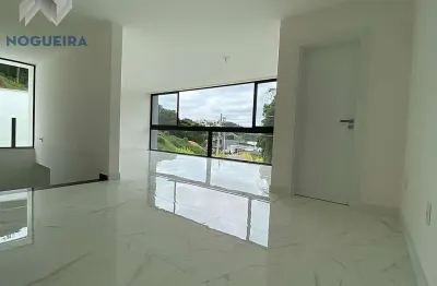 Casa em condomínio fechado com 4 quartos à venda na Rua José Bello, Novo Horizonte, Juiz de Fora