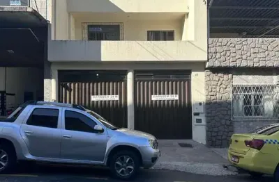 Casa com 4 quartos à venda na Rua dos Inconfidentes, Manoel Honório, Juiz de Fora