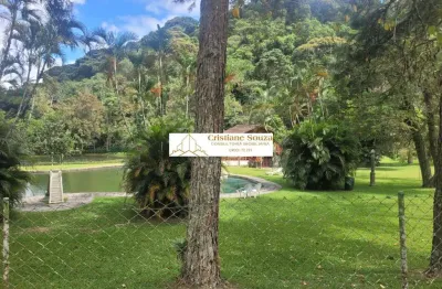 Terreno à venda em Teresópolis-RJ, bairro Vargem Grande, 4.600m² de área. Venha conferir!