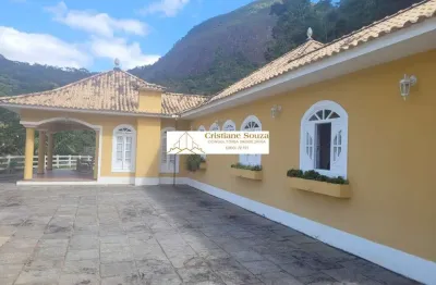 Fazenda com vista deslumbrante para mulher de pedra, 28 alqueires, água de nascente,  cachoeira