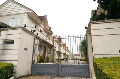 Sobrado 3 dormitorios (1 suite) não geminado com lareira, semi mobiliado