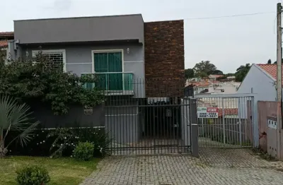 Excelente sobrado em condomínio, 3 dormitórios, no santa cândida