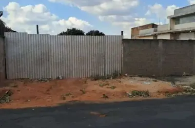 Terreno à venda no Parque Roosevelt, Bauru 