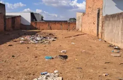 Terreno à venda no Conjunto Habitacional Presidente Eurico Gaspar Dutra, Bauru 