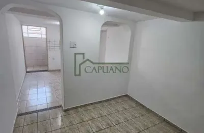 Casa com 2 quartos para alugar na Vila Romana, São Paulo 