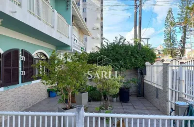Casa com 4 dormitórios à venda, 300 m² por r$ 1.500.000 - barreiros - são josé/sc