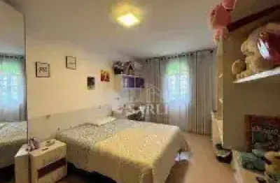 Casa com 3 dormitórios à venda, sendo 1 suíte, de 230 m² - roçado - são josé/sc