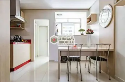 Amplo apartamento mobiliado e reformado, no centro de florianopolis,