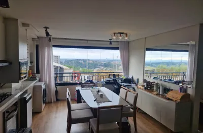 Apartamento novinho! recém-reformado. semi-mobiliado