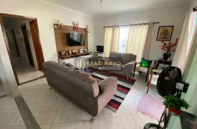 Casa com 3 quartos à venda no Jardim Navarro, São Pedro 