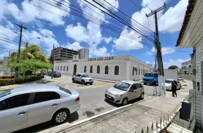 Casa térrea no centro com 123m² em ótima localização