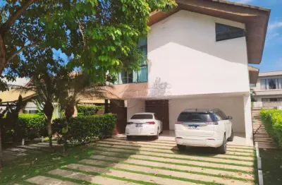 Casa de 5 suítes com piscina e lazer completo | condomínio morada da garça