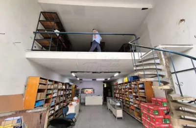 Galpão comercial à venda com 411m² na praça senhor do bonfim no poço