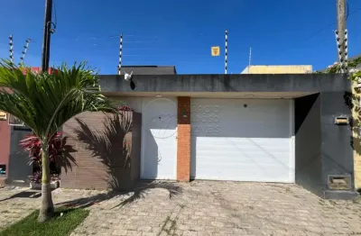 Casa térrea com piscina e área gourmet à venda na praia do francês