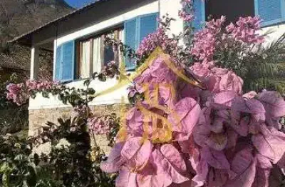 Casa com 5 quartos à venda na Rua Manoel José da Cunha, Cônego, Nova Friburgo
