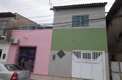 Casa à venda com ponto comercial  e 3 quartos no villagio cohatrac 5
