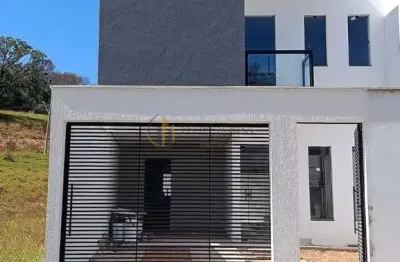 Excelente casa no guarujá mansões - 3 quartos com suíte- área gourmet e 2 vagas