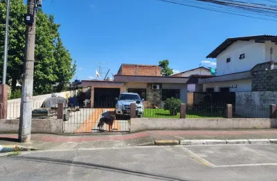 Ampla casa de 4 dormitórios com preço e condições especiais