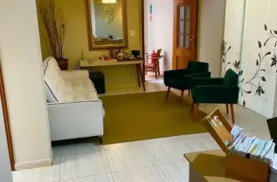Maravilhosa clinica com estrutura completa no centro da cidade de araras/sp