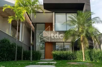 Casa para venda com 3 quartos, 350m² - barra da tijuca - rio de janeiro/rj