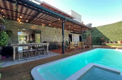 Casa ampla com suíte master, piscina e área de festas no tifa martins