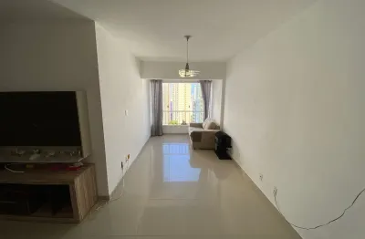Apartamento com 3/4 suíte e varanda , nascente total na pituba