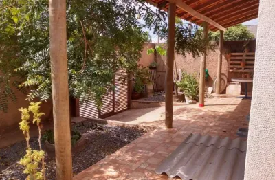Casa com 2 quartos à venda na Rua da Fé, 123, Cidade Alta, Cuiabá