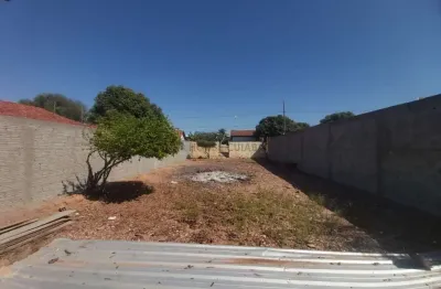 Terreno no bairro jardim mossoró, próximo a cohab são gonçalo