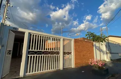 Casa com 3 quartos à venda na rua dezenove, 000, boa esperança, cuiabá, 162 m2 por r$ 600.000