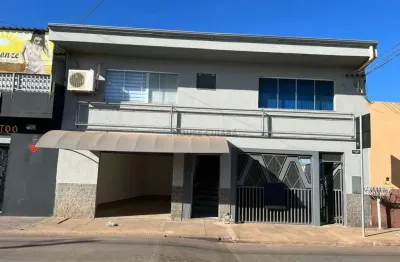 Casa residencial e comercial - aceita financiamento