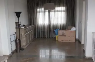 Vendo apartamento 3 suítes - amplo - bairro popular - saint moritz