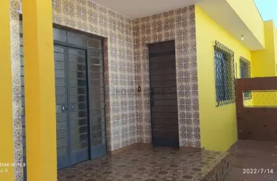 Casa com 3 quartos à venda na Rua Treze de Junho, 234, Centro-Norte, Cuiabá