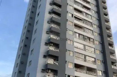 Apartamento golden park: 3 quartos, 2 banheiros, 1 suíte.