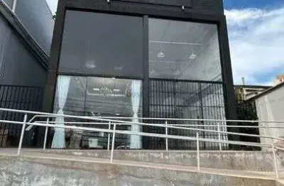 Locação de loja comercial prédio novo de r$ 6 mil por r$ 5 mil