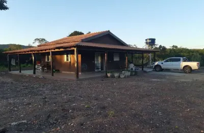 Sitio de 14 hectares localizado na região do distrito da guia
