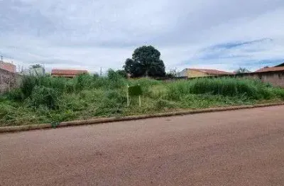 Terreno à venda na Rua Copo de Leite, 08, Petrópolis, Várzea Grande