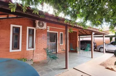 Casa com 3 quartos à venda na Avenida Brasil, 1, Tancredo Neves, Cuiabá