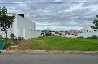 Terreno à venda na Rua João de Barro, Sn, Jardim Imperial, Cuiabá