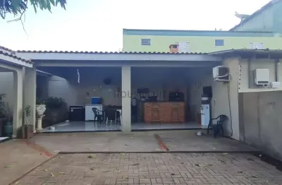 Vendo ótima casa residencial/comercial - bairro araés