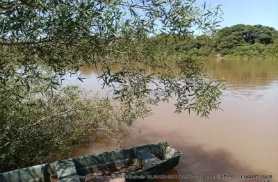 Chácara pesqueira medindo 160 x 30 (4.800 m²), nas margens do rio cuiabá–mt