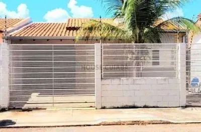 Casa com 2 quartos à venda na Rua E, 1234, Pascoal Ramos, Cuiabá