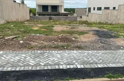 Terreno em condomínio fechado à venda na Avenida Antártica, Núcleo Habitacional Sucuri, Cuiabá