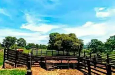 Vende-se area rural com 2 nascente de agua mineral prox jaciara mt