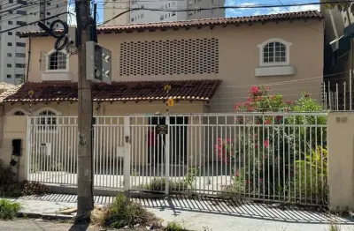 Casa com 4 quartos à venda na Travessa Coronel Francisco Pinto de Oliveira, sn, Duque de Caxias I, Cuiabá