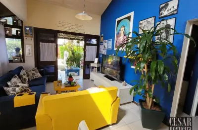 Casa com 03 quartos, em vargem grande, rio de janeiro.