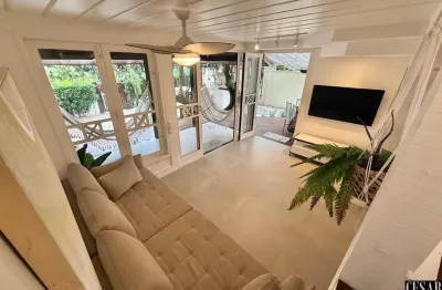 A 100 metros da praia! casa com 03 suítes, em búzios, rio de janeiro, rj.