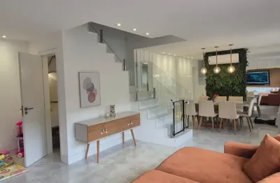 Casa legalizada, com 03 suítes, em Vargem Grande, Rio de Janeiro, RJ.