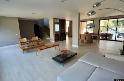 Casa alto padrão, com 05 suítes, na barra da tijuca, rio de janeiro, rj.