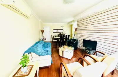Excelente apartamento de 3 quartos em icaraí na quadra da praia de icaraí.